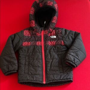 The North Face reversible Black and Red Hooded Jacket, 4t